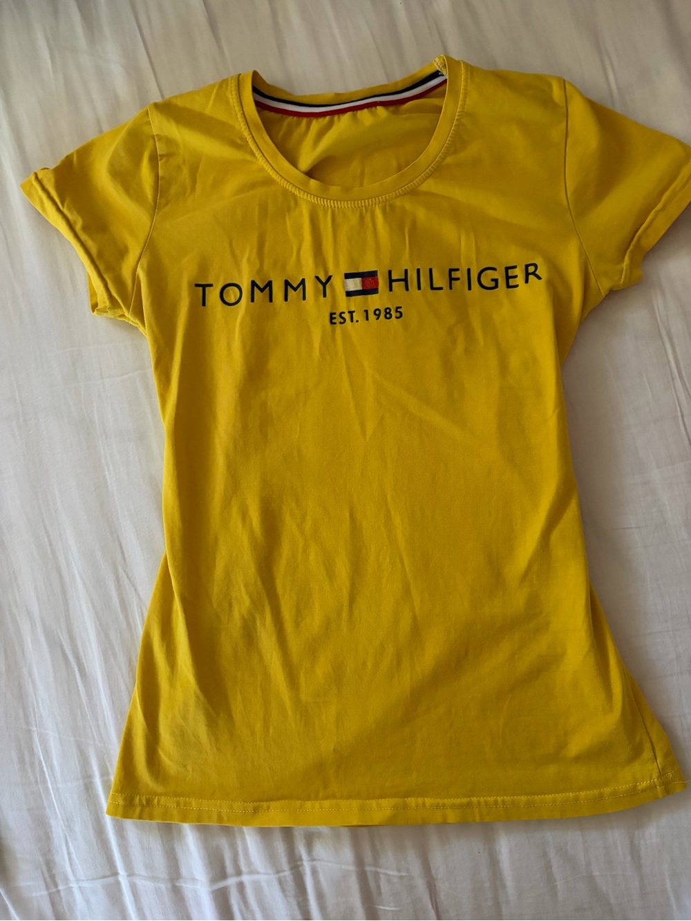 Tommy Hilfiger Women's Bright Yellow Logo Short Sleeve Tee Streetwear